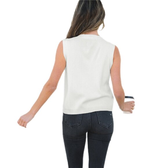 🤍 White V-Neck Buttoned Sweater Vest – Size M - Picture 2 of 11